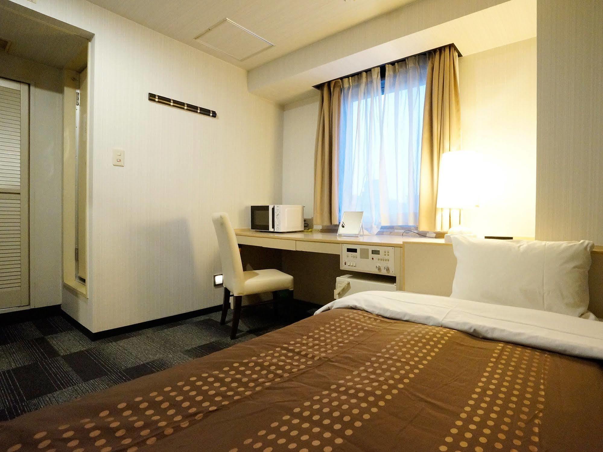 Готель Livemax Kyoto Gojo Екстер'єр фото