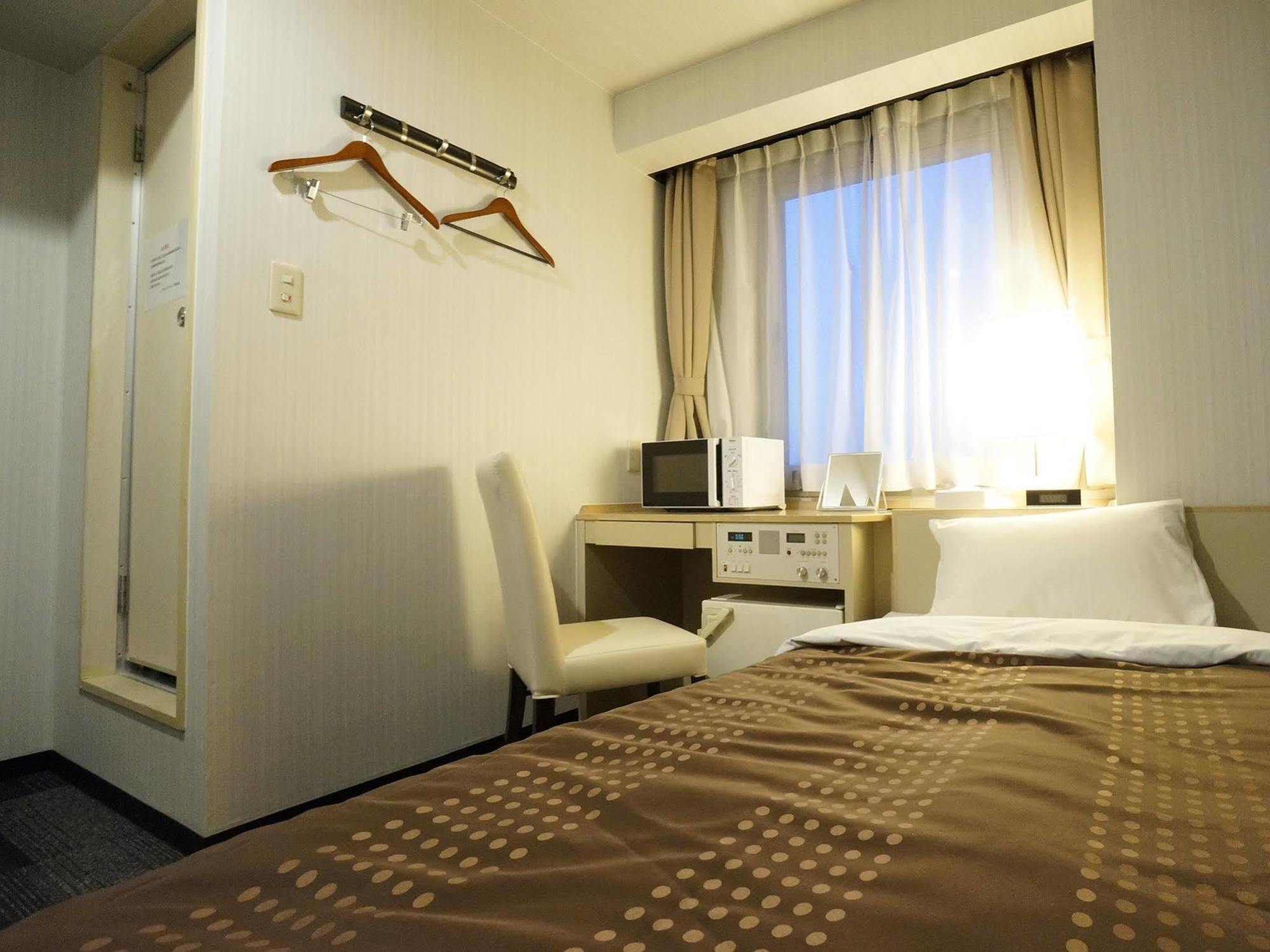 Готель Livemax Kyoto Gojo Екстер'єр фото