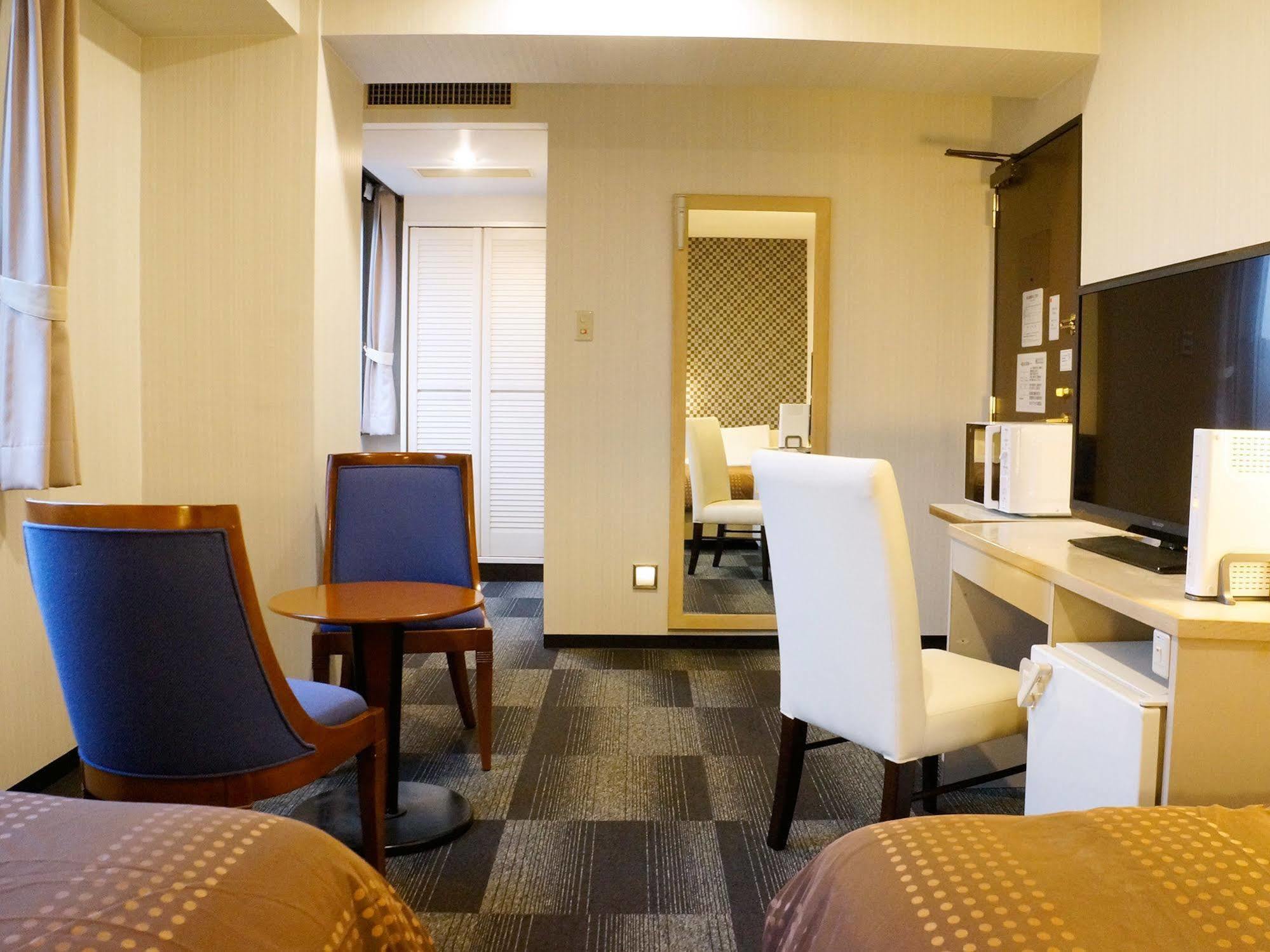 Готель Livemax Kyoto Gojo Екстер'єр фото